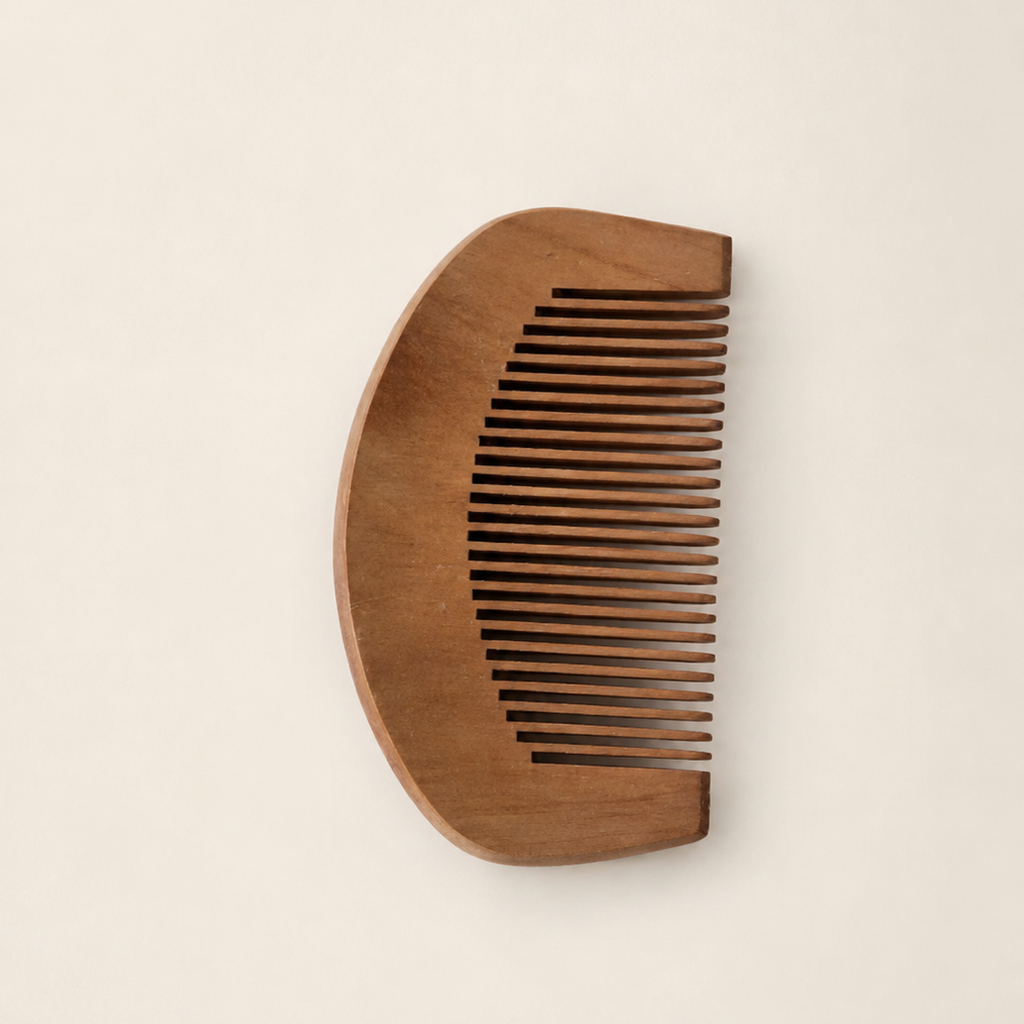 Houten kammetje met chiffonlint